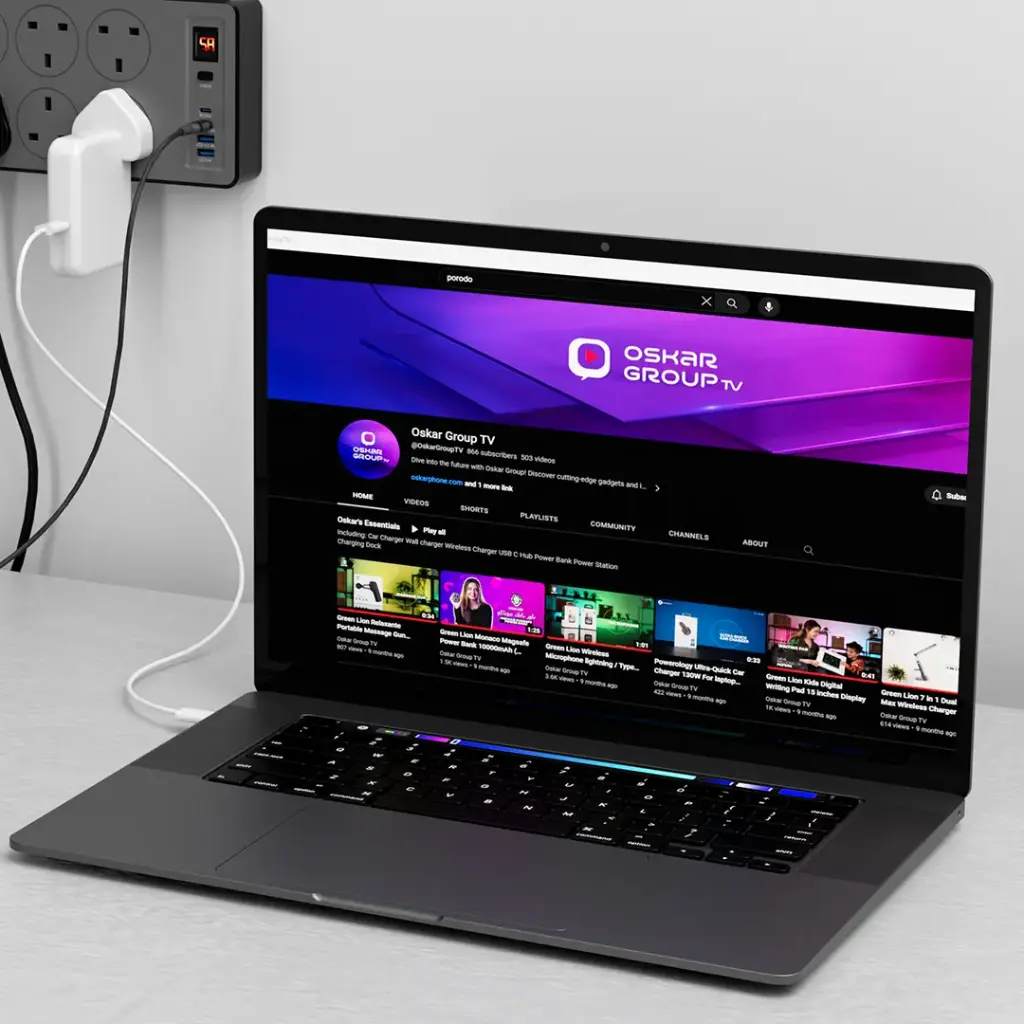 Powerology 6AC 2990W Power Strip PD 20W - Black (4).webp