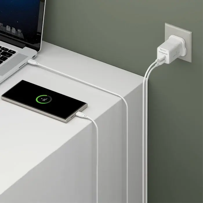 smartix-premium-65w-gan-wall-adaptor-2-x-65w-pd-for-usb-c-intellicharge-technology-679024_700x.webp