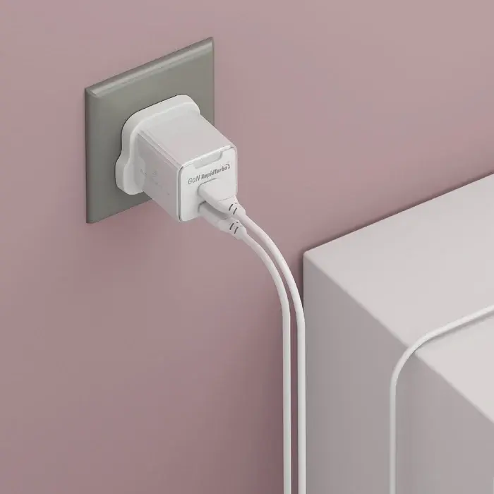 smartix-premium-45w-gan-wall-adaptor-2-x-45w-pd-for-usb-c-intellicharge-technology-941963_700x.webp