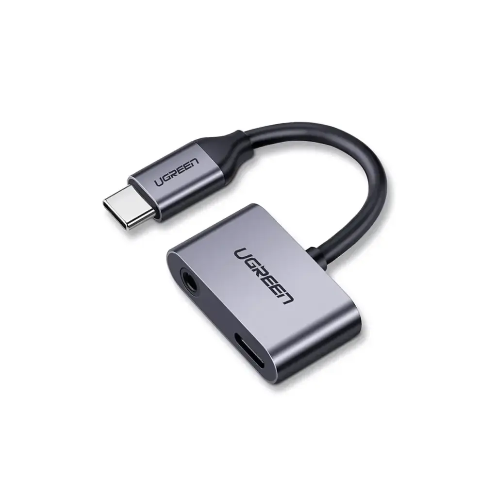 محور USB-C UGREEN بمدخلين + صوت 3.5 مم